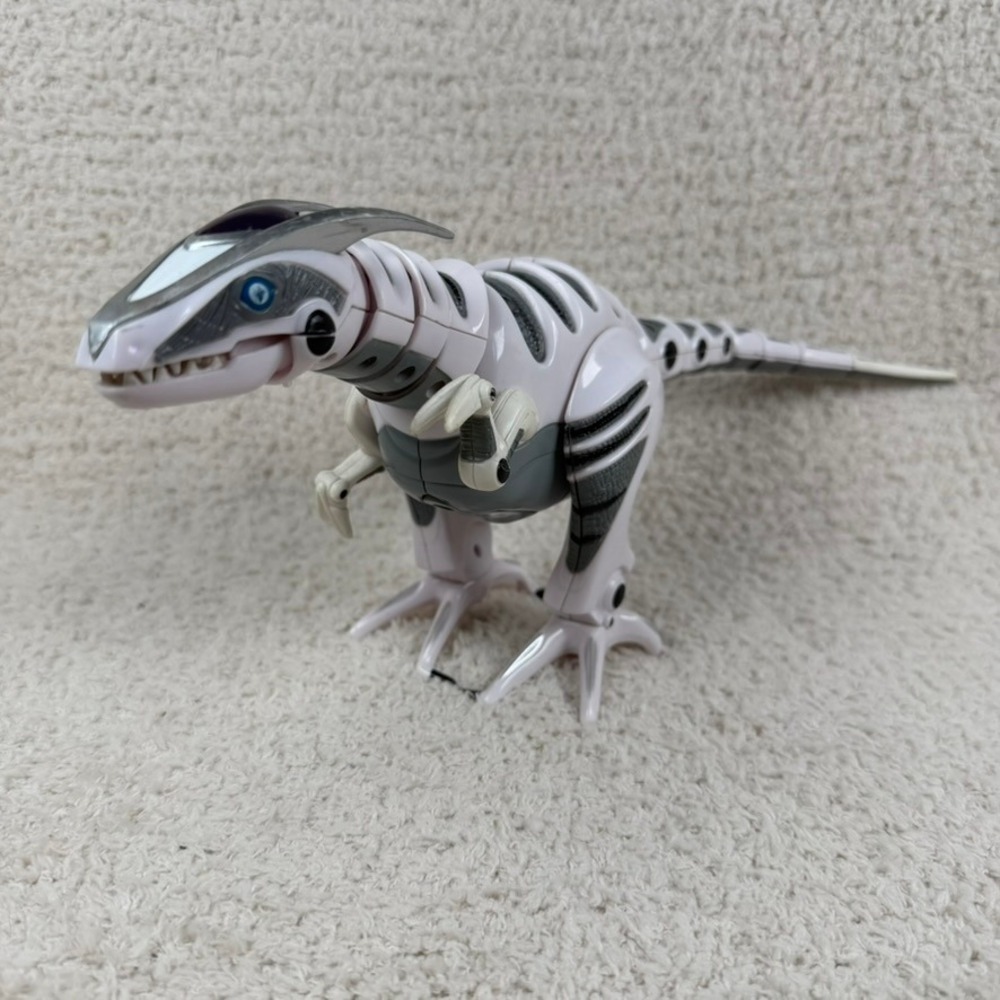 WowWee Roboraptor 14" Mini Robot Dinosaur White Grey Electronic Toy Figure WALKS